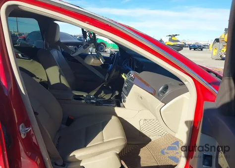 2014 Mercedes-Benz C-Class C 250 Sport из США, поврежденный, VIN WDDGF4HB5EA960545